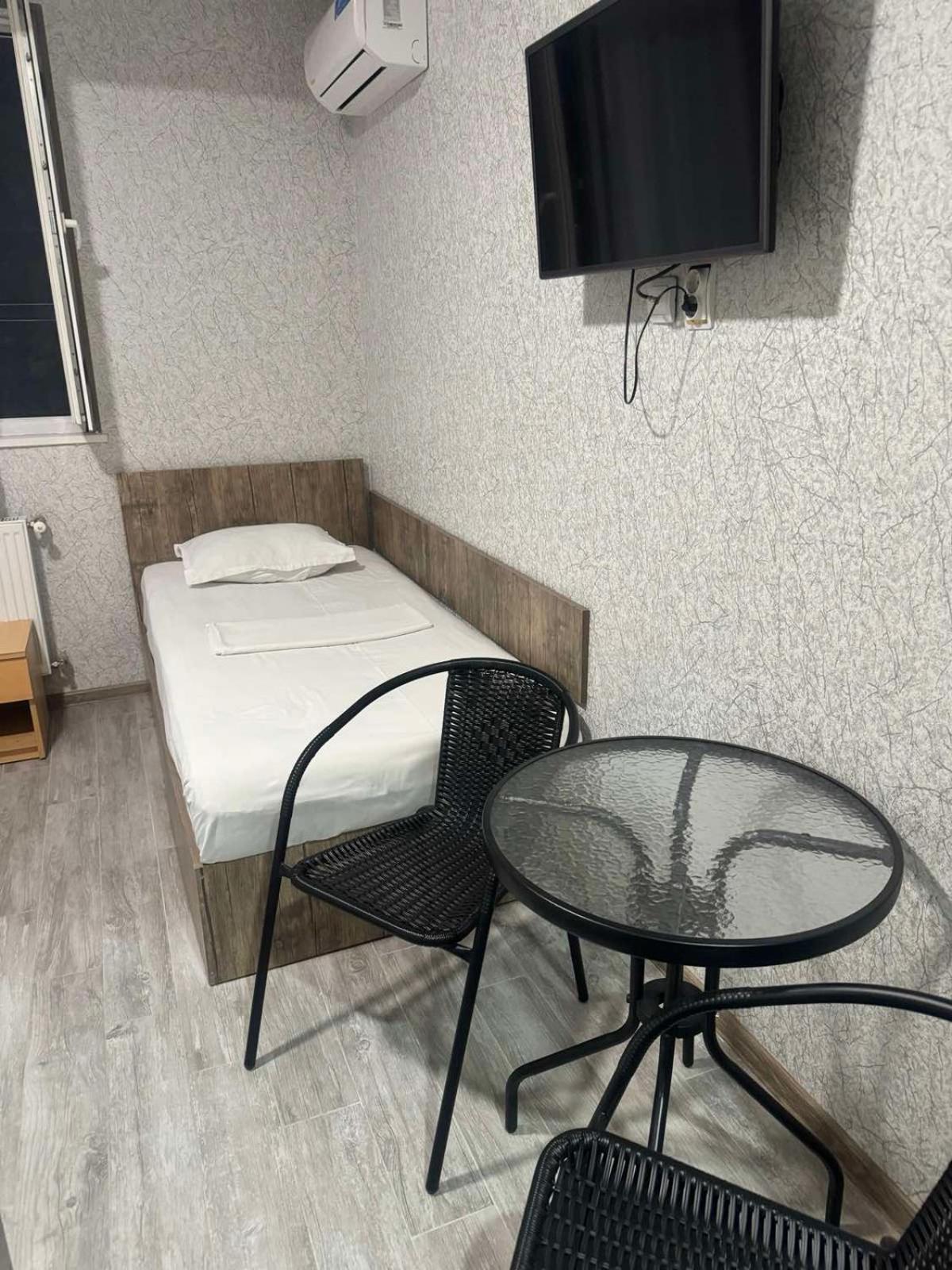 Hotel Skib Tbilisi Exterior photo