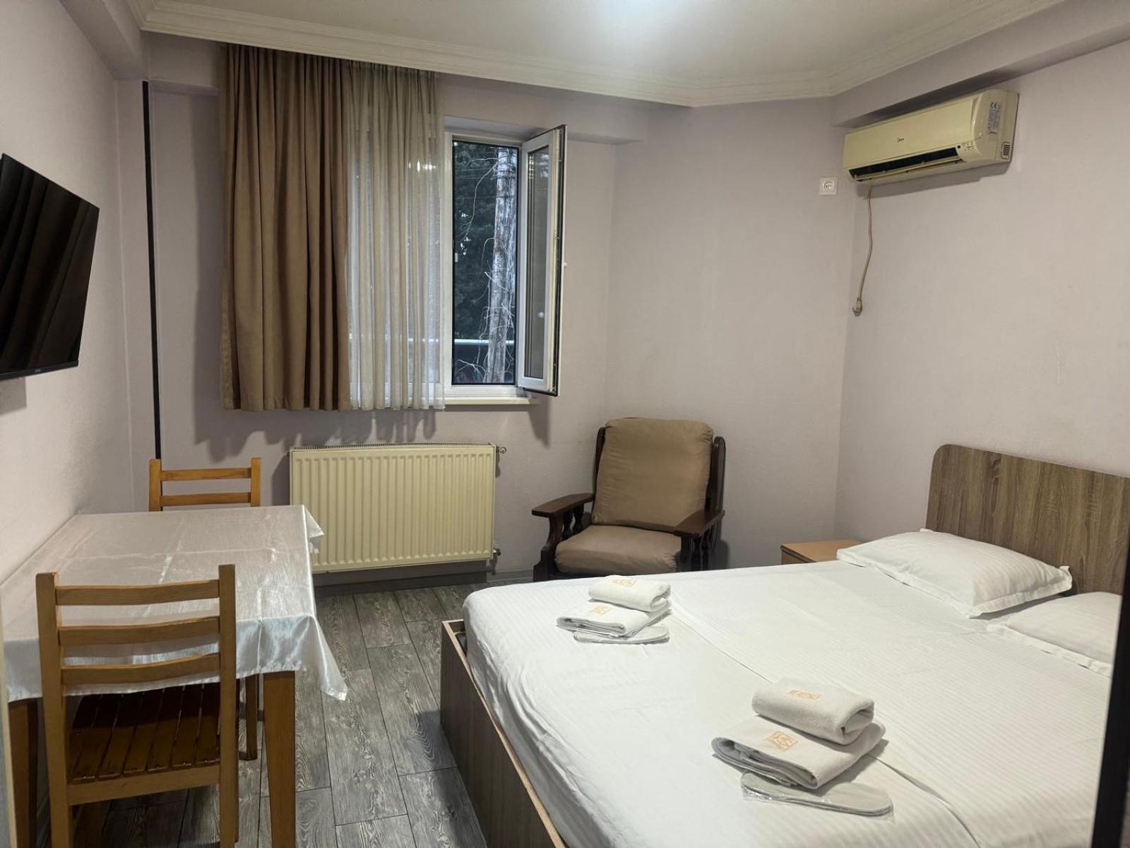 Hotel Skib Tbilisi Exterior photo