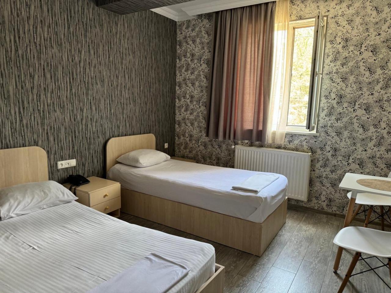 Hotel Skib Tbilisi Exterior photo