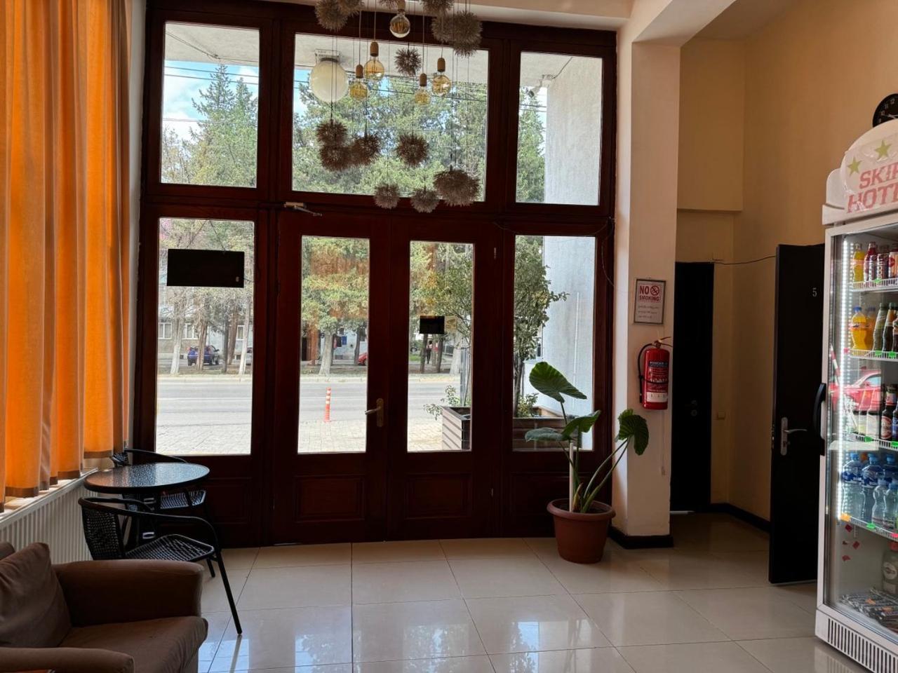 Hotel Skib Tbilisi Exterior photo